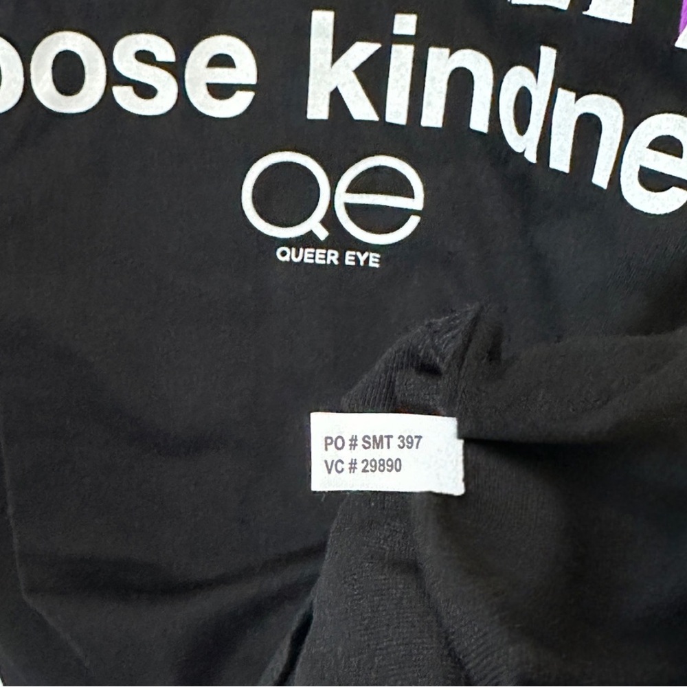 Queer Eye Caricature Rainbow “Choose Kindness” Short Sleeve Black Unisex Tee, L - Picture 6 of 8